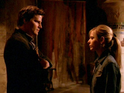 Buffy the Vampire Slayer, Chosen, Angel