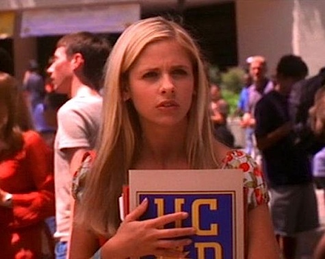 Buffy the Vampire Slayer, The Freshman/Living Conditions