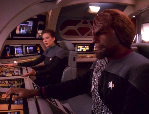 Deep Space Nine, The Darkness and the Light, Worf, Dax