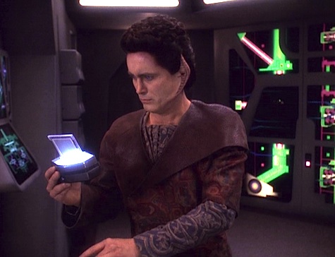 Star Trek: Deep Space Nine Rewatch on Tor.com: In the Cards