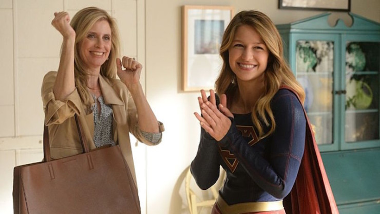 Supergirl Livewire review Thanksgiving