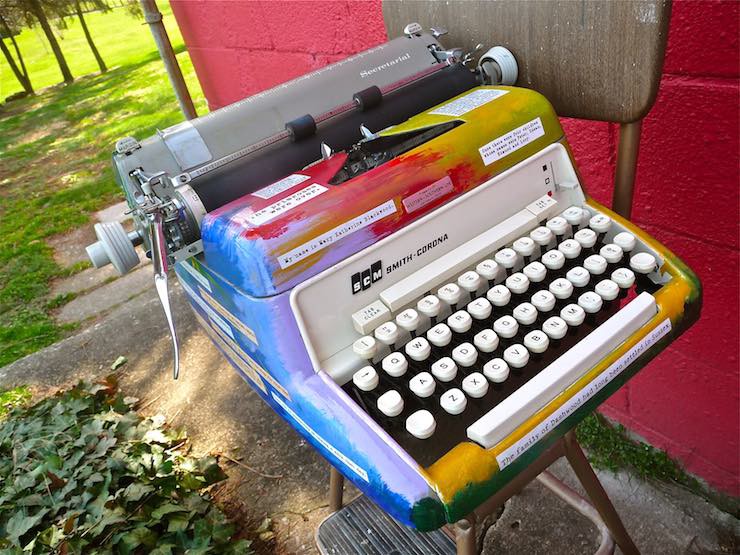 Durbin-Typewriter04