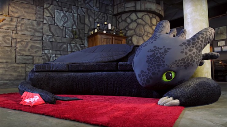 Toothless Couch