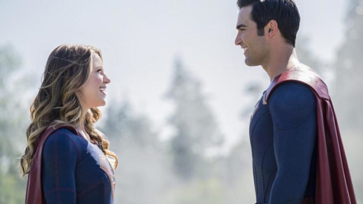 Supergirl 2x01 "The Adventures of Supergirl" television review
