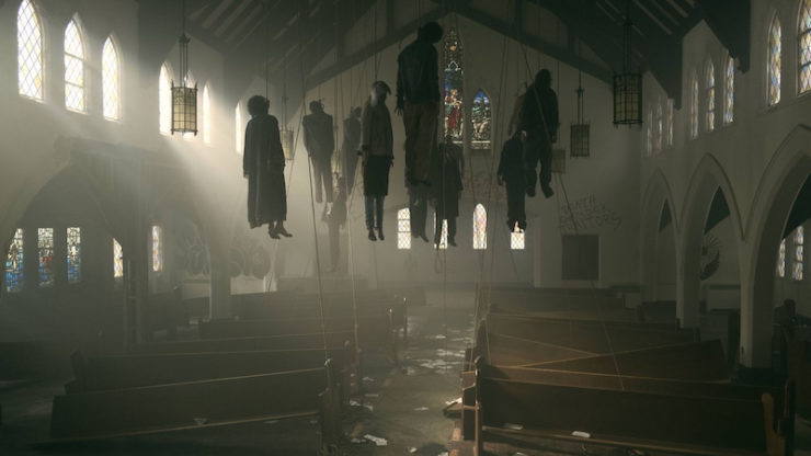 The Handmaid's Tale 107 "The Other Side" Luke corpses church