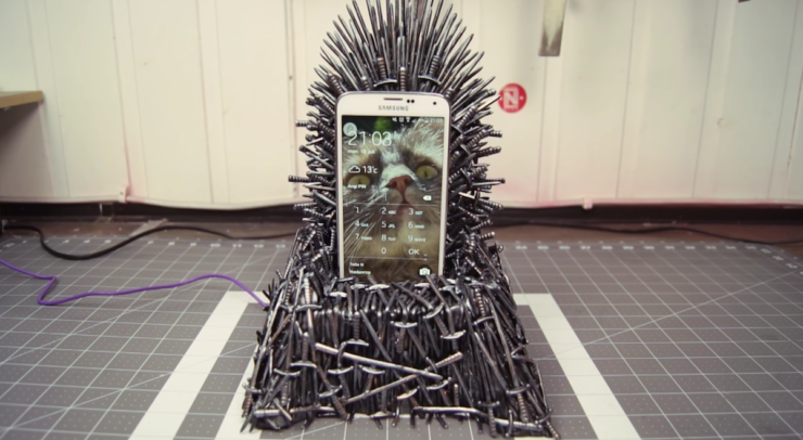 Iron Throne phone charger Natural Nerd