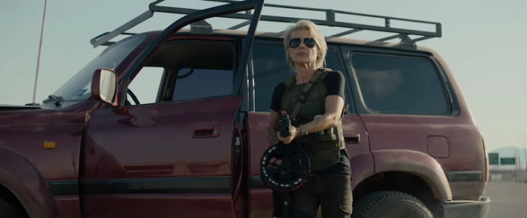 Terminator: Dark Fate, trailer, Sarah Connor stepping out of car with machine gun