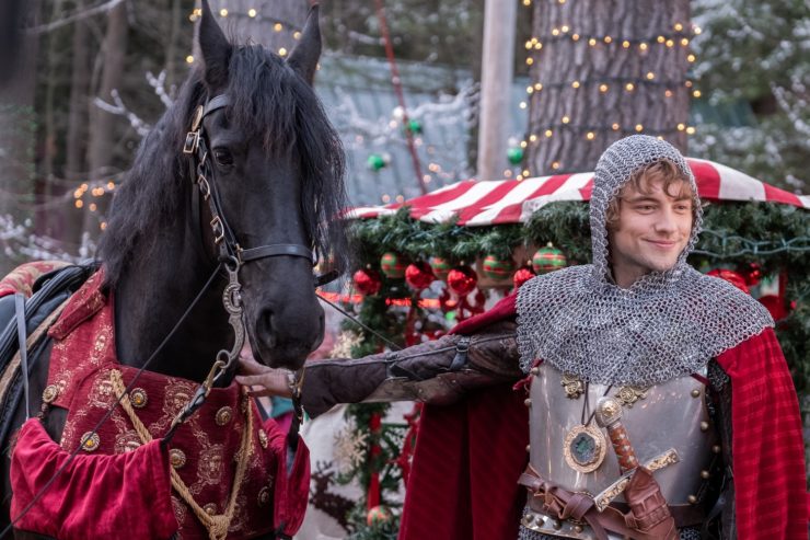 Sir Cole (Josh Whitehouse) and his horse in The Knight Before Christmas