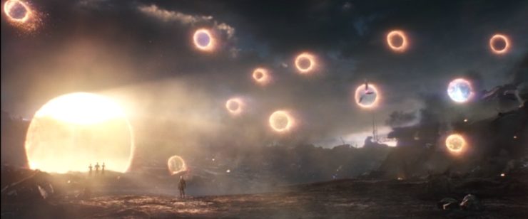 Avengers: Endgame, finale, portals