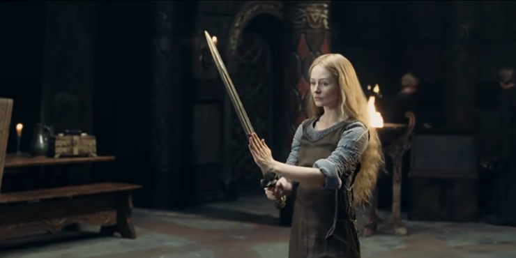Eowyn (Miranda Otto) weilds a sword in The Lord of the Rings: The Two Towers