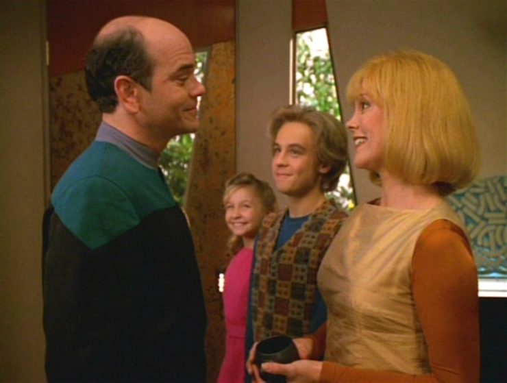 Star Trek: Voyager "Real Life"