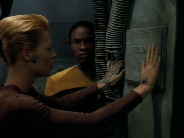 Star Trek: Voyager "The Raven"