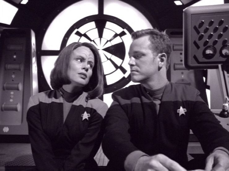 Star Trek: Voyager "Thirty Days"