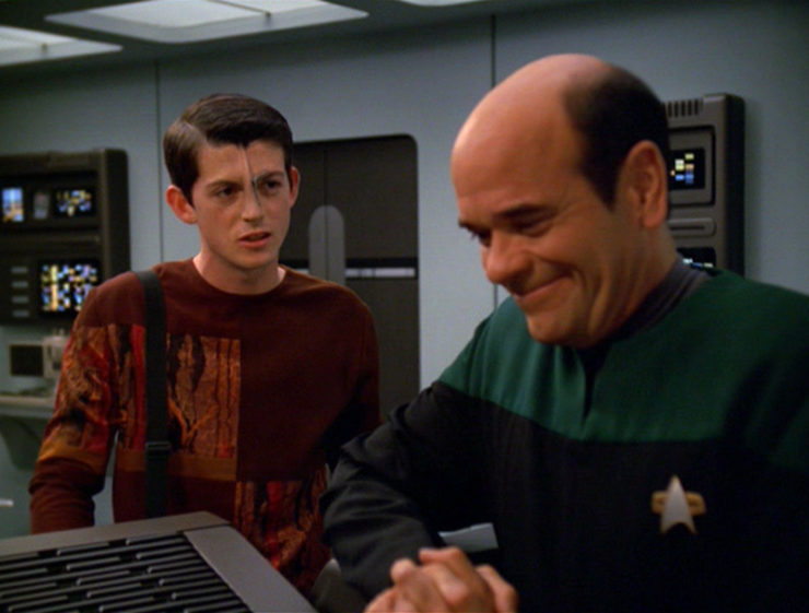 Star Trek: Voyager "Nightingale"