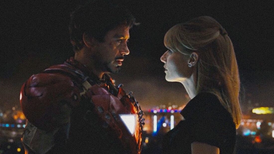 Tony Stark and Pepper Potts in a screenshot from Iron Man