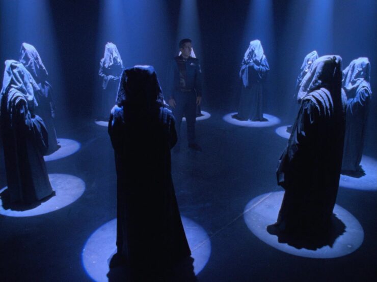 A screenshot from Babylon 5 episode "And the Sky Full of Stars"