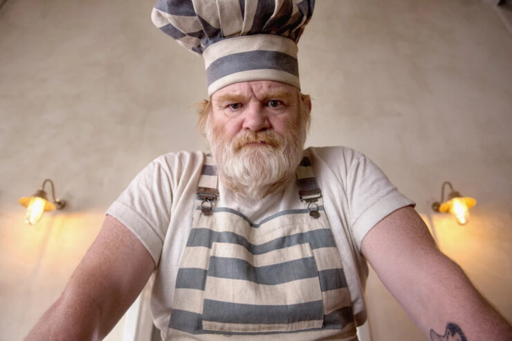 Brendan Gleeson in Paddington 2 as Knuckles McGinty