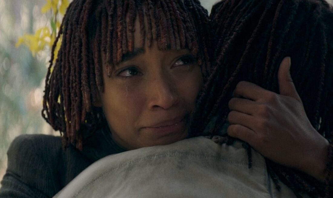 Osha tearfully says goodbye to Mae and she holds her in The Acolyte season 1 finale