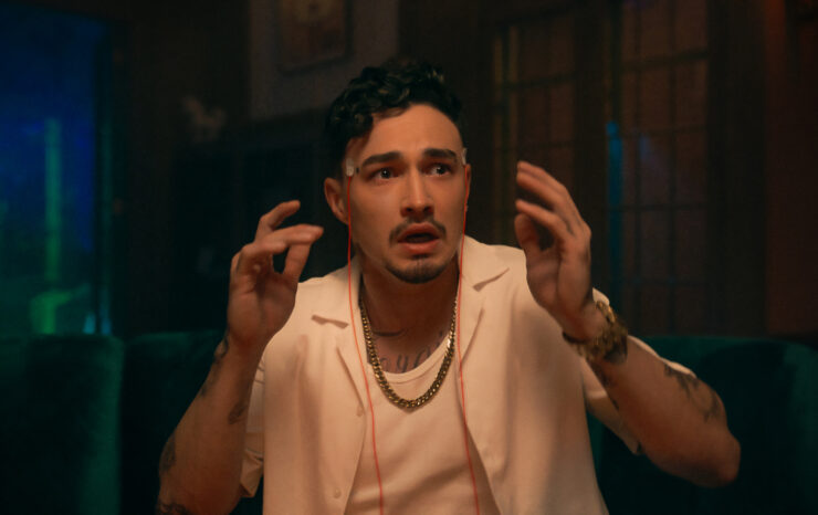 Gavin Leatherwood as Dennis in It's What's Inside