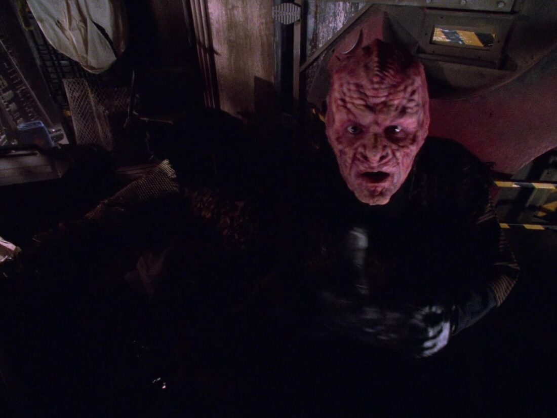 Scene from Babylon 5: “The Long Dark”