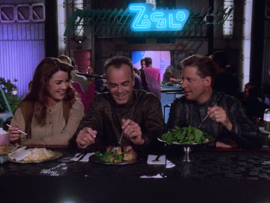 A scene from Babylon 5 "A Distant Star"