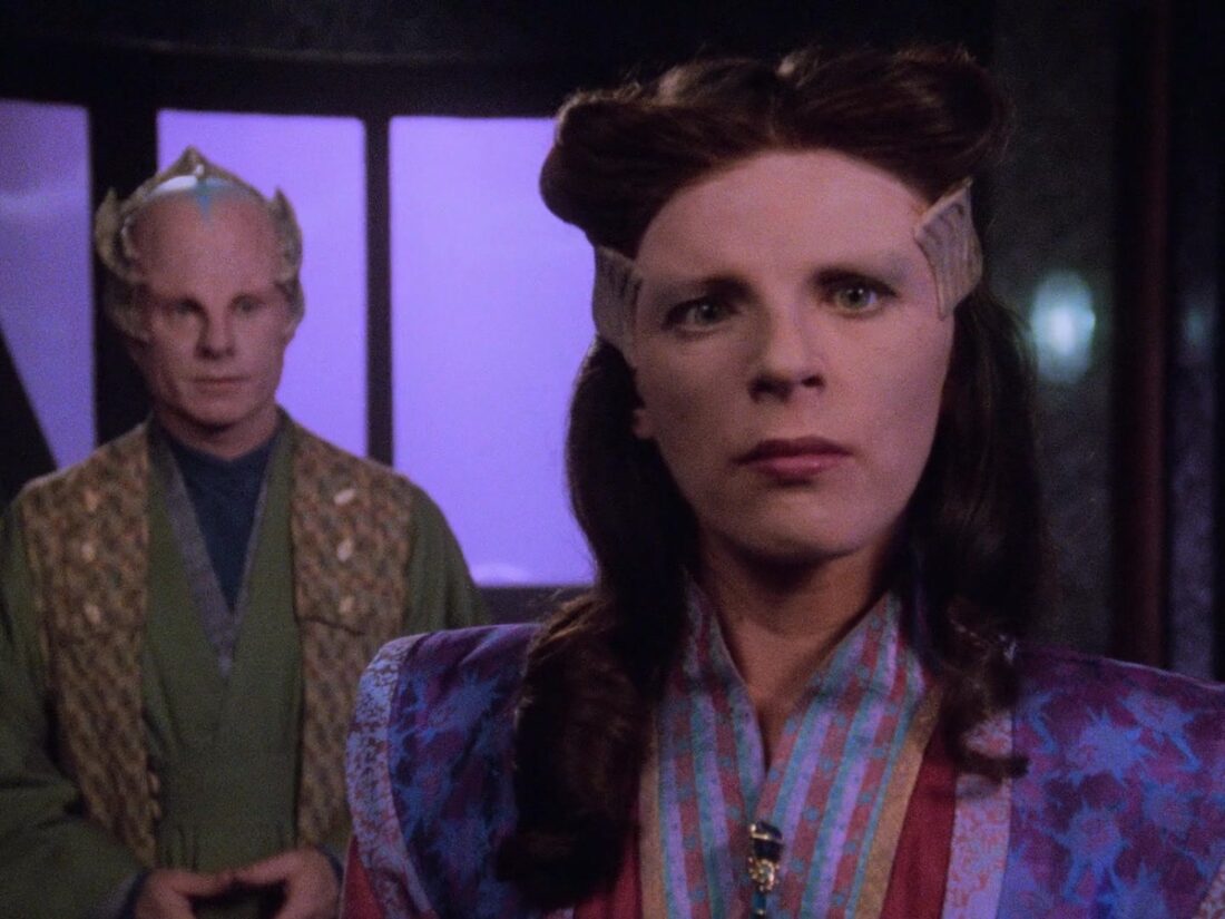 A scene from Babylon 5 "A Distant Star"