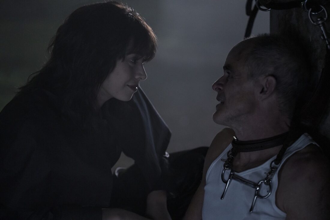 Cristin Milioti as Sophia Falcone and Michael Kelly as Johnny Viti n The Penguin: “Homecoming”