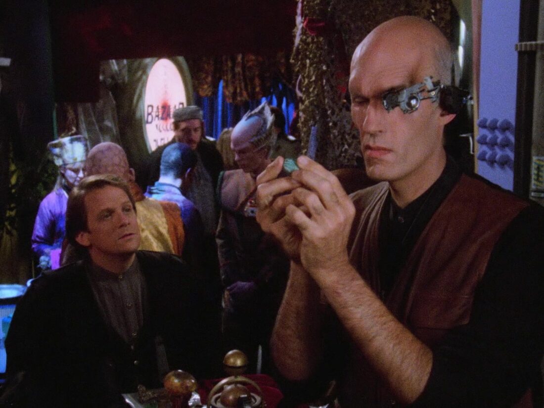 A scene from Babylon 5: "Soul Mates"