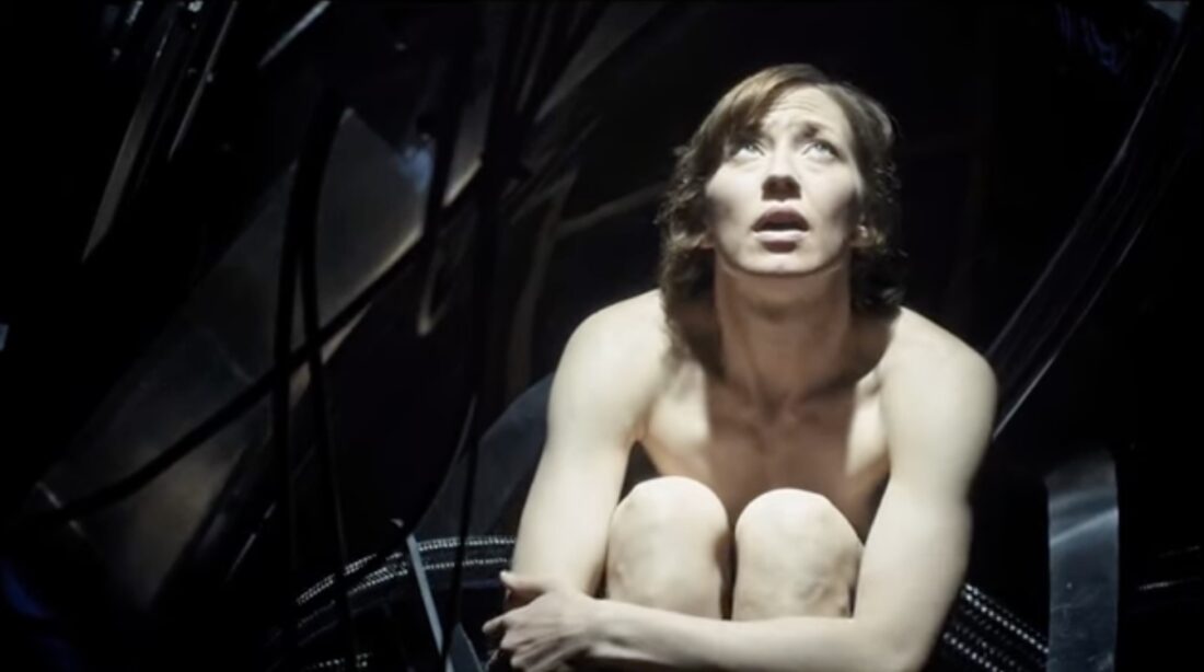 Nora in finale of The Leftover, inside the machine