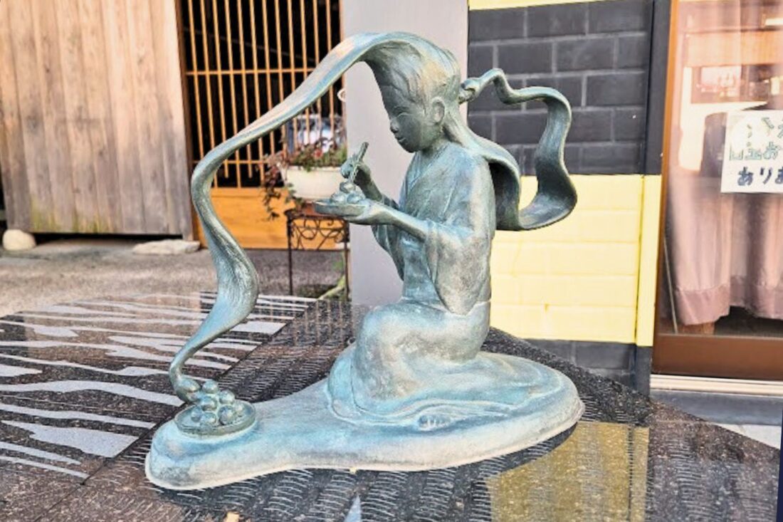 Photo of a statue on the Mizuki Shigeru Road in Sakaiminato, Japan