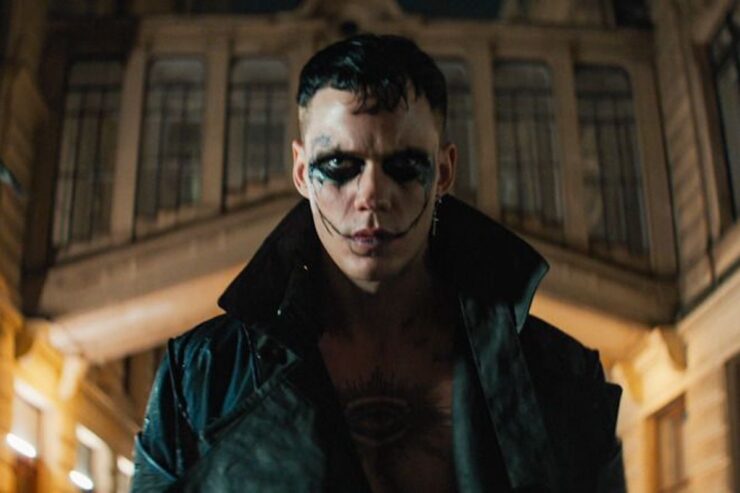 Bill Skarsgård as Eric/The Crow in The Crow (2024)