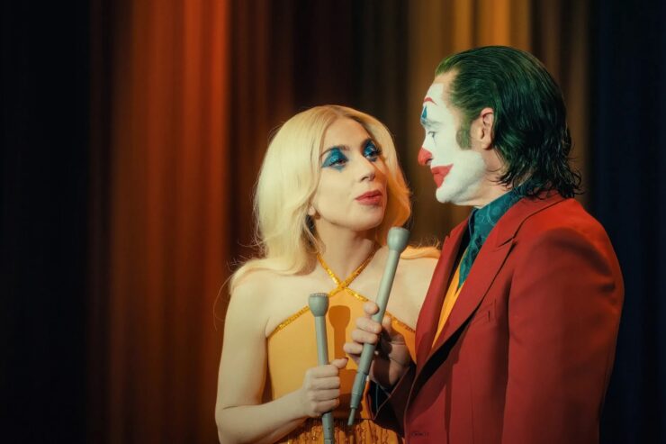 Lady Gaga as Harleen Quinzel and Joaquin Phoenix as Arthur Fleck in Joker: Folie a Deux