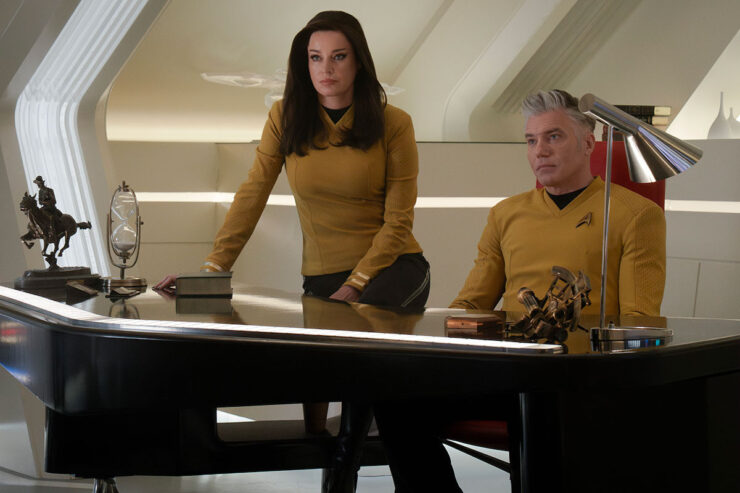 Una (Rebecca Romijn) and Pike (Anson Mount) in Star Trek: Strange New Worlds's "Space Adventure Hour"