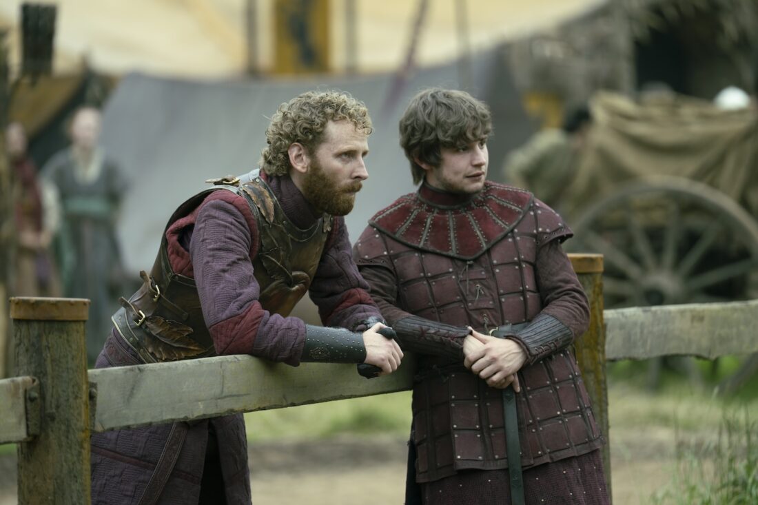 Ser Steffon Fossoway (Edward Ashley) and his cousin Ser Raymun Fossoway (Shaun Thomas) in A Knight of the Seven Kingdoms