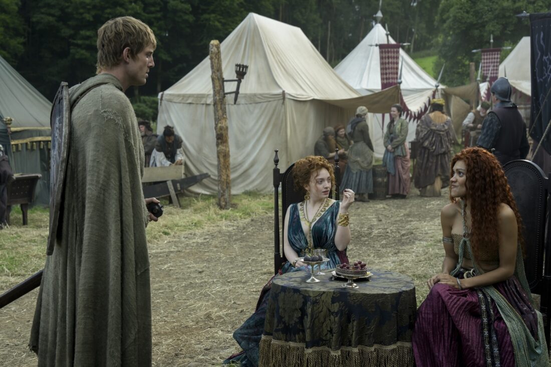 Dunk (Peter Claffey) speaks with Red (Rowan Robinson) and Beony (Carla Harrison-Hodge) in A Knight of the Seven Kingdoms