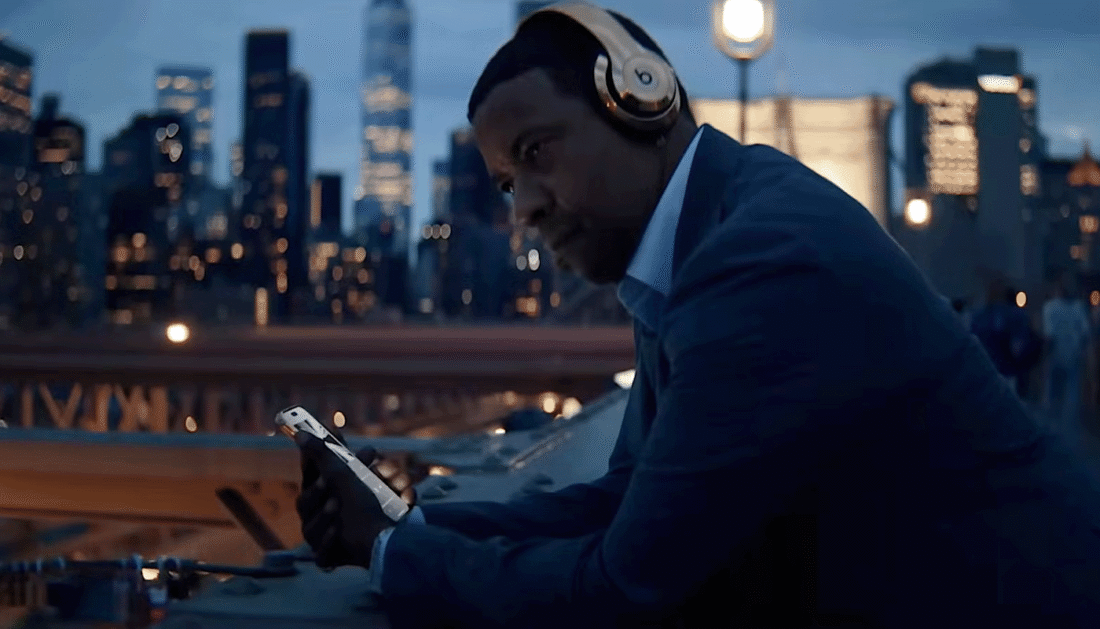 Denzel Washington in Highest 2 Lowest