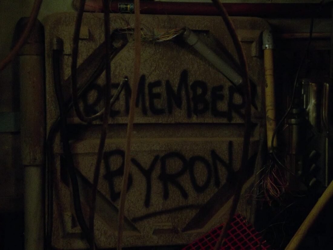 Graffiti that reads "Remember Byron" in a scene from Babylon 5 "Phoenix Rising"