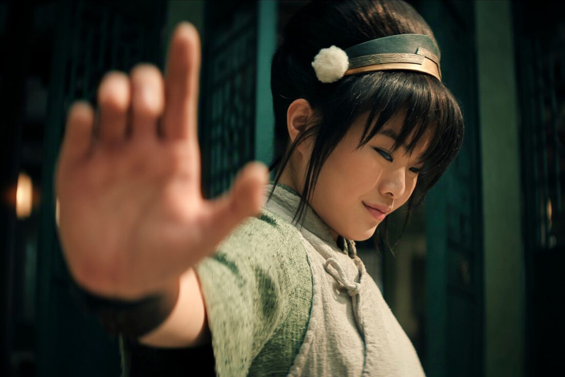 Avatar: The Last Airbender. Miyako as Toph assuming a signature stance and smirking in season 2 of Avatar: The Last Airbender