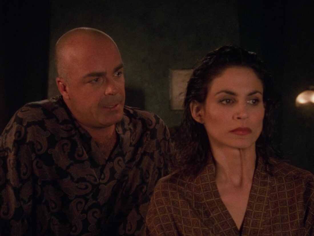 Garibaldi argues with Lise in a scene from Babylon 5 "Darkness Ascending"
