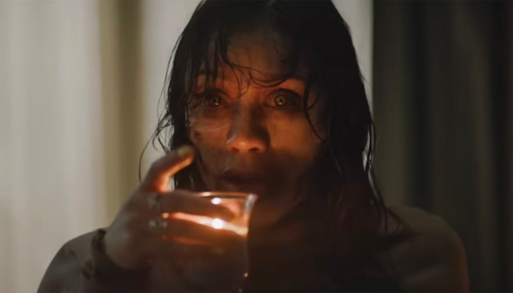 Luciane Buchanan in Evil Dead Burn