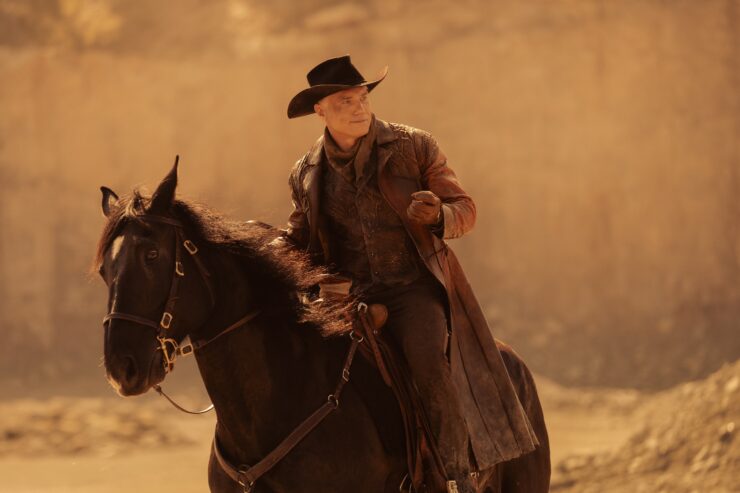 Star Trek’s Christopher Pike Is a Horse Girl